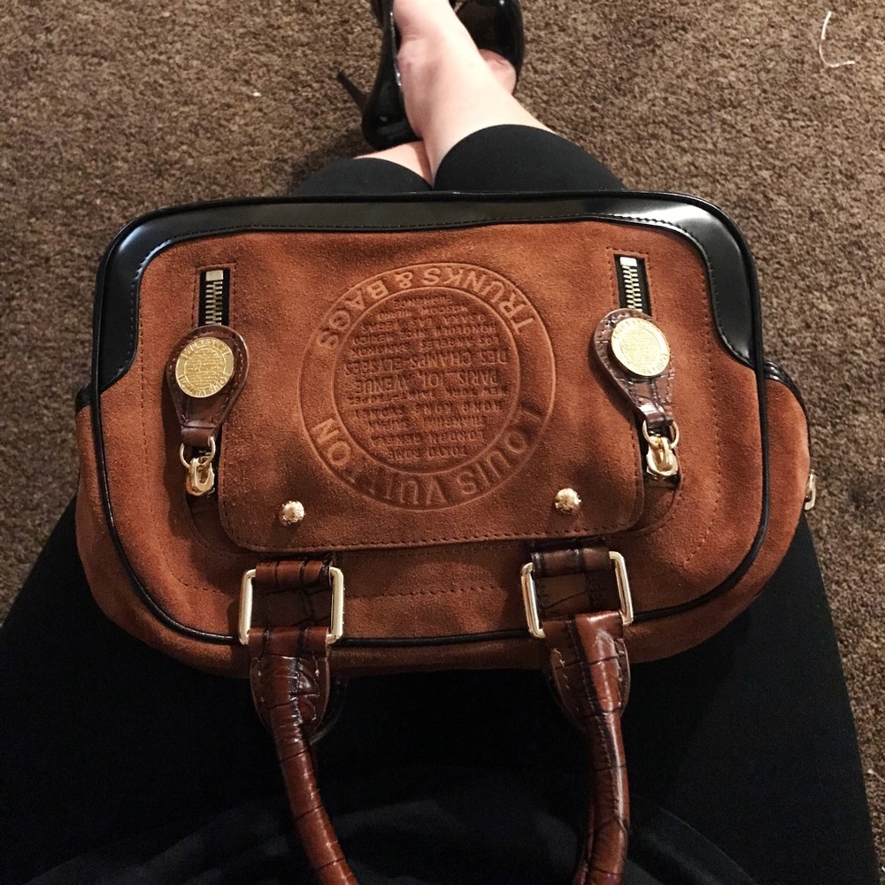 LV Havane stamped purse